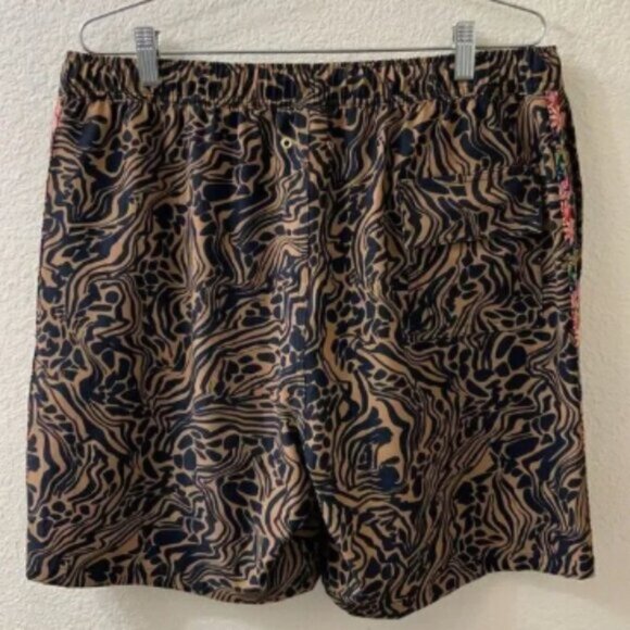 Johnny Was NWOT Mens Swim Trunk Boho Sz large - Picture 2 of 4
